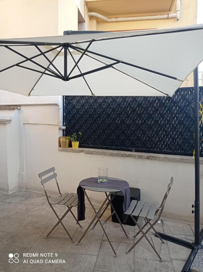 Room Mazzini เลชเช ภายนอก รูปภาพ